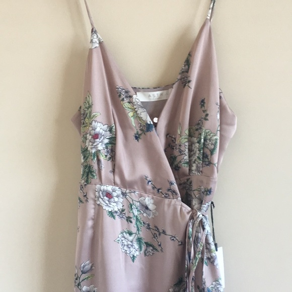 Astr Lavender Sexy Satin Wrap Dress - Picture 6 of 8